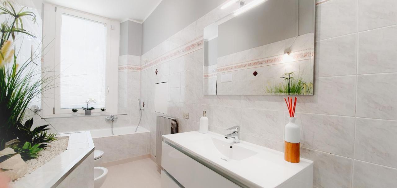 Charming Apartment Central Station Милан Экстерьер фото